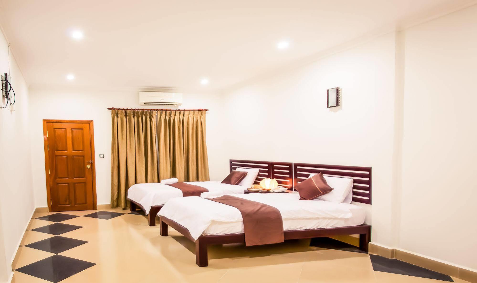 Aime House & Niisaii Apartment Пном Пен Екстериор снимка