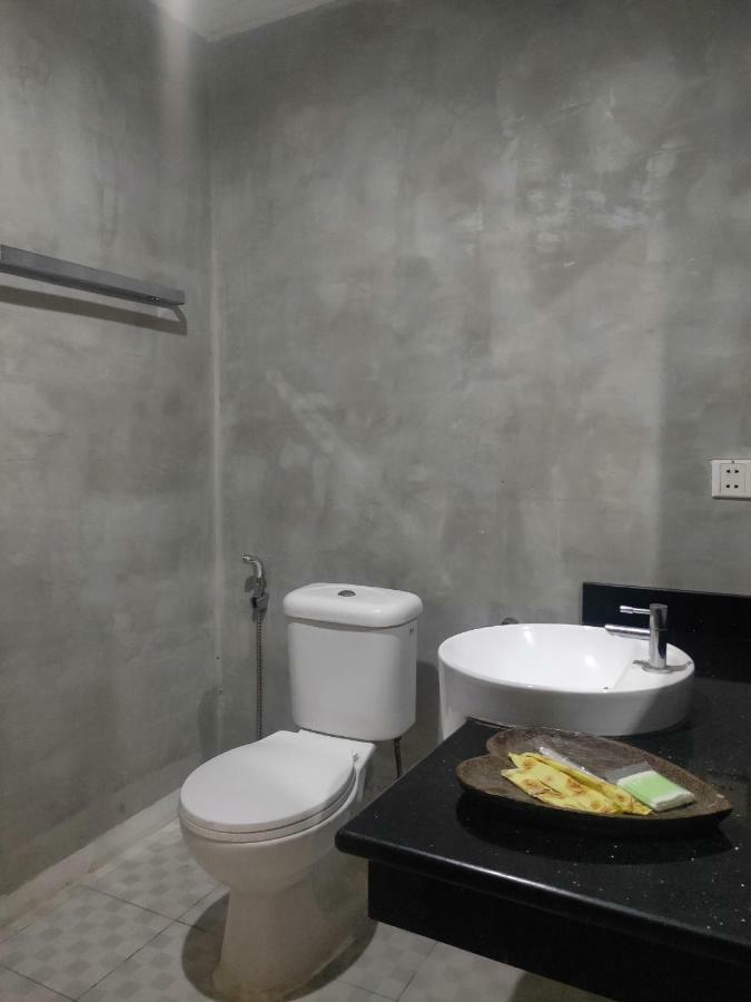 Aime House & Niisaii Apartment Пном Пен Екстериор снимка